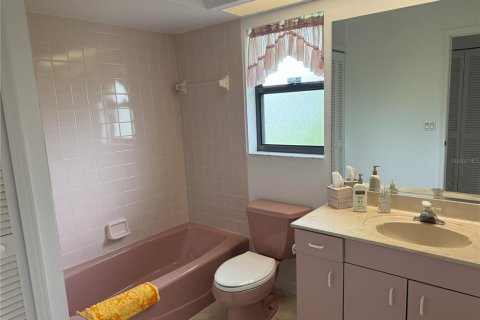 Casa en venta en Port Charlotte, Florida, 3 dormitorios, 135.36 m2 № 1902597 - foto 12