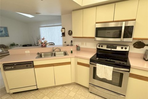 Casa en venta en Port Charlotte, Florida, 3 dormitorios, 135.36 m2 № 1902597 - foto 8