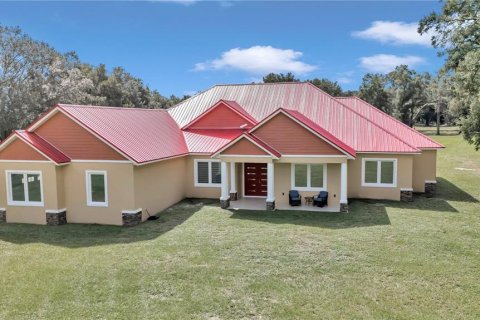 Casa en Ocala, Florida 5 dormitorios, 328.69 m2 № 2108885