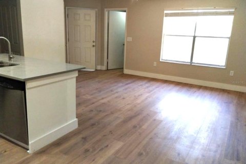 Condominio en venta en Altamonte Springs, Florida, 1 dormitorio, 71.63 m2 № 2196430 - foto 7