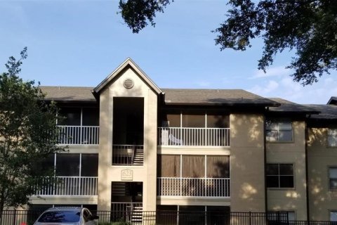 Condominio en venta en Altamonte Springs, Florida, 1 dormitorio, 71.63 m2 № 2196430 - foto 2