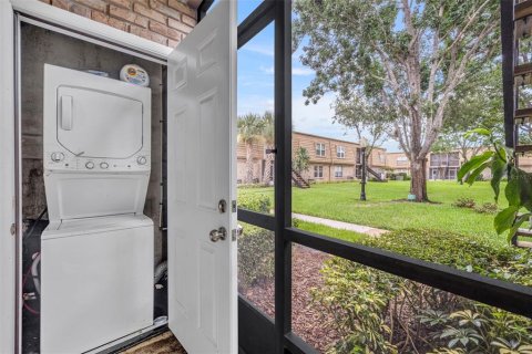Condo in Winter Park, Florida, 2 bedrooms  № 1884666 - photo 17