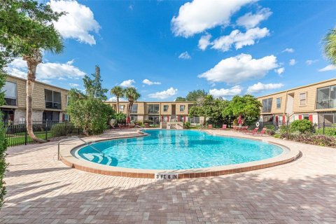 Condo in Winter Park, Florida, 2 bedrooms  № 1884666 - photo 21