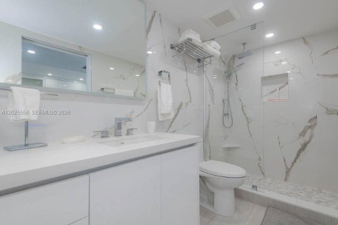 Снять в аренду кондоминиум в Майами-Бич, Флорида 55.74м2, № 2077572 - фото 21