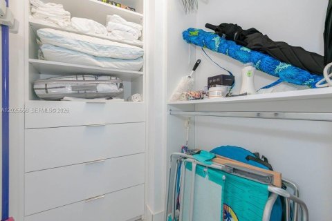 Снять в аренду кондоминиум в Майами-Бич, Флорида 55.74м2, № 2077572 - фото 22
