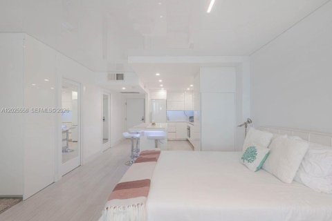 Снять в аренду кондоминиум в Майами-Бич, Флорида 55.74м2, № 2077572 - фото 13