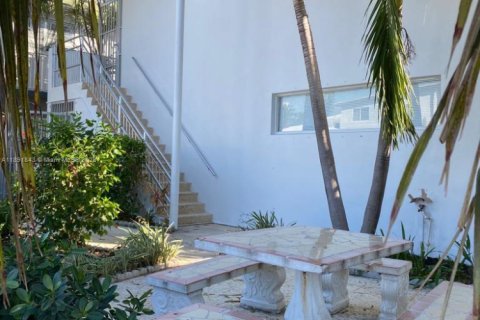 Immobilier commercial à Miami Beach, Floride № 2169782