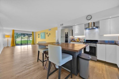 Condo in Orlando, Florida, 2 bedrooms  № 1876418 - photo 3