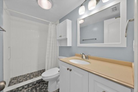 Condo in Orlando, Florida, 2 bedrooms  № 1876418 - photo 8