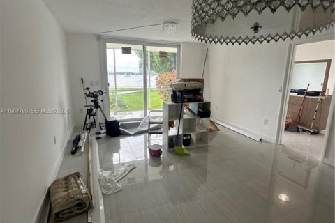 Copropriété à louer à Aventura, Floride: 1 chambre, 71.35 m2 № 1970268 - photo 8