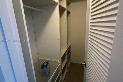 Copropriété à louer à Aventura, Floride: 1 chambre, 71.35 m2 № 1970268 - photo 13