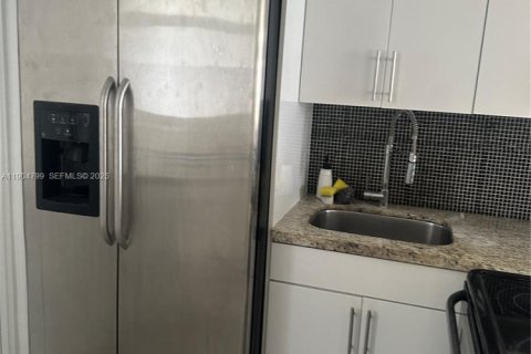 Copropriété à louer à Aventura, Floride: 1 chambre, 71.35 m2 № 1970268 - photo 7