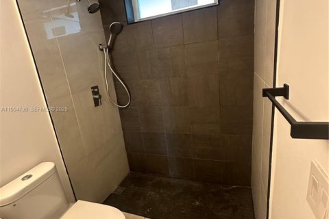 Copropriété à louer à Aventura, Floride: 1 chambre, 71.35 m2 № 1970268 - photo 11