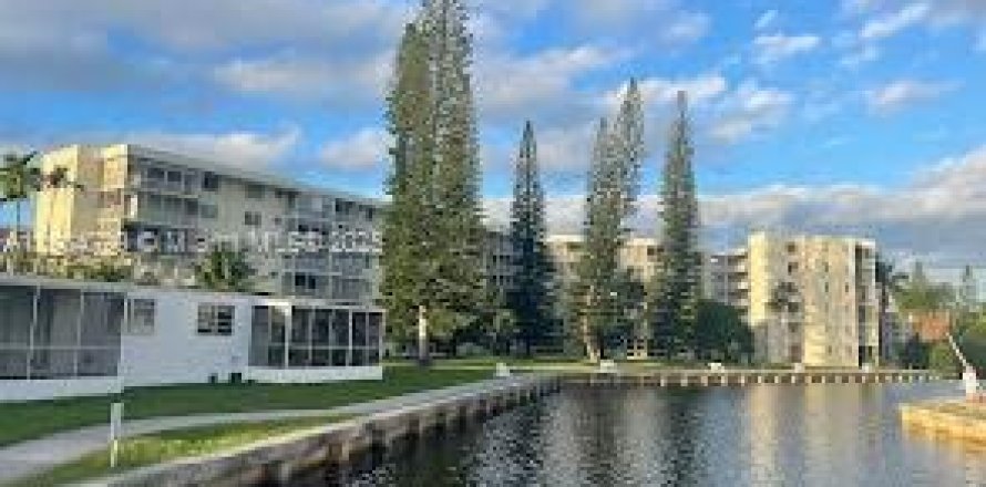 Condo à Aventura, Floride, 1 chambre  № 1970268