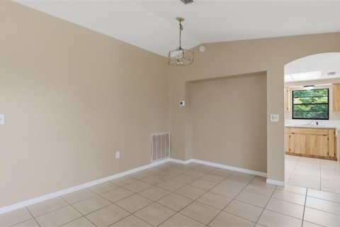 Casa en venta en Spring Hill, Florida, 2 dormitorios, 120.31 m2 № 2197275 - foto 11