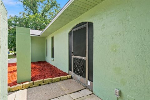 Casa en venta en Spring Hill, Florida, 2 dormitorios, 120.31 m2 № 2197275 - foto 3