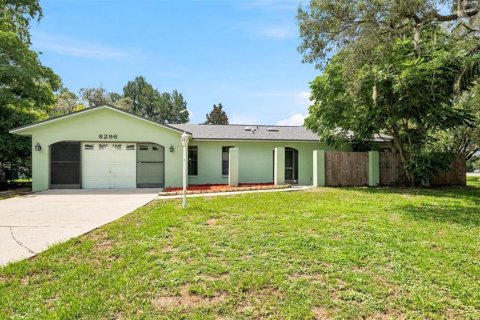 Casa en Spring Hill, Florida 2 dormitorios, 120.31 m2 № 2197275