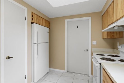 Casa en venta en Spring Hill, Florida, 2 dormitorios, 120.31 m2 № 2197275 - foto 19