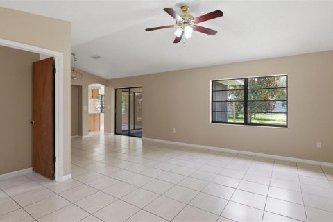 Casa en venta en Spring Hill, Florida, 2 dormitorios, 120.31 m2 № 2197275 - foto 7