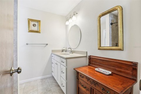 Villa ou maison à louer à Seminole, Floride: 3 chambres, 147.99 m2 № 2107527 - photo 25