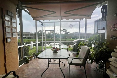 Townhouse in Riverview, Florida 2 bedrooms, 115.94 sq.m. № 1882688 - photo 13