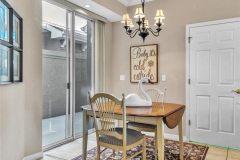 Condo in Palm Harbor, Florida, 2 bedrooms  № 2110484 - photo 11