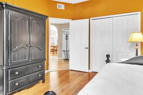 Condo in Palm Harbor, Florida, 2 bedrooms  № 2110484 - photo 26