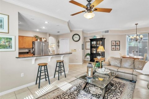 Condo in Palm Harbor, Florida, 2 bedrooms  № 2110484 - photo 14