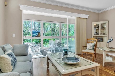 Condo in Palm Harbor, Florida, 2 bedrooms  № 2110484 - photo 17