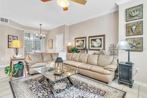 Condo in Palm Harbor, Florida, 2 bedrooms  № 2110484 - photo 16