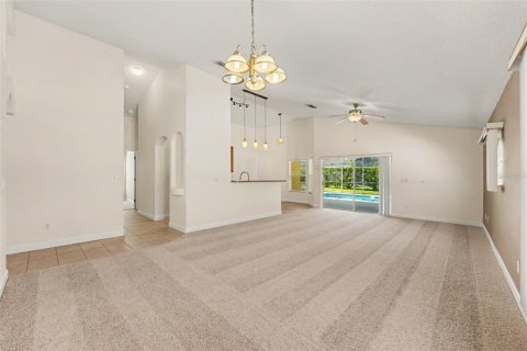 Casa en venta en Davenport, Florida, 4 dormitorios, 177.91 m2 № 2224640 - foto 5