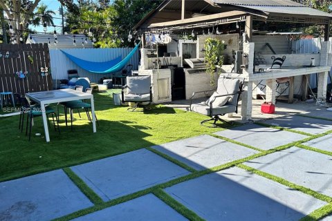 Casa en venta en Miami Gardens, Florida, 3 dormitorios, 86.96 m2 № 1966127 - foto 21