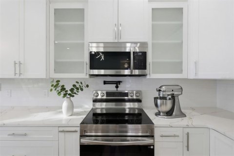 Casa en venta en Gainesville, Florida, 4 dormitorios, 158.12 m2 № 2384315 - foto 11