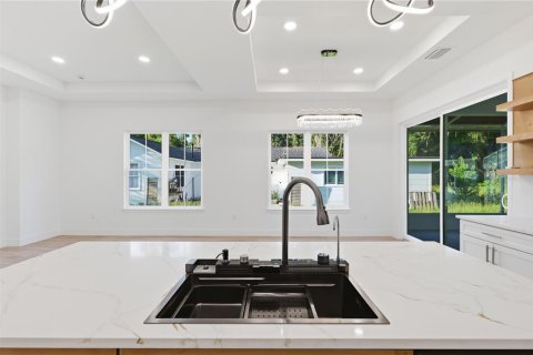 Casa en venta en Gainesville, Florida, 4 dormitorios, 158.12 m2 № 2384315 - foto 13