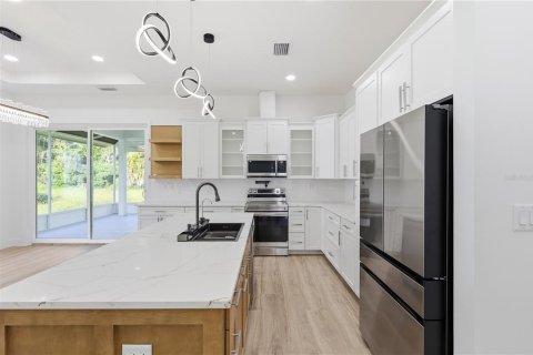 Casa en venta en Gainesville, Florida, 4 dormitorios, 158.12 m2 № 2384315 - foto 10