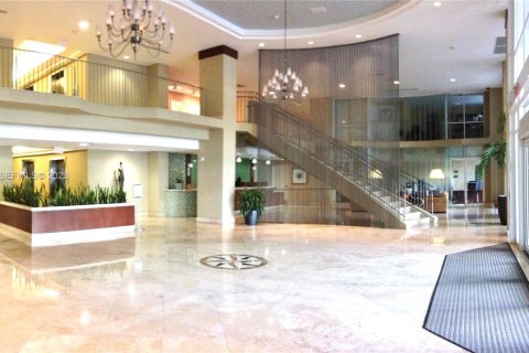 Купить кондоминиум в Форт-Лодердейл, Флорида 2 спальни, 117.99м2, № 2024659 - фото 3