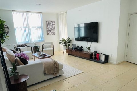 Купить кондоминиум в Форт-Лодердейл, Флорида 2 спальни, 117.99м2, № 2024659 - фото 7