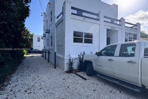 Снять в аренду виллу или дом в Майами, Флорида 8 спален, 356.37м2, № 2030385 - фото 2