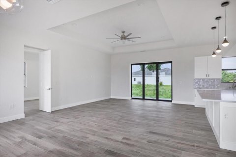 Villa ou maison à vendre à Rotonda, Floride: 3 chambres, 156.91 m2 № 734932 - photo 10
