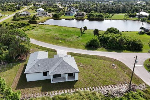 Villa ou maison à vendre à Rotonda, Floride: 3 chambres, 156.91 m2 № 734932 - photo 28