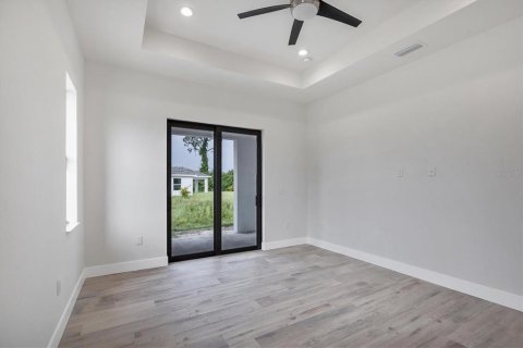 Villa ou maison à vendre à Rotonda, Floride: 3 chambres, 156.91 m2 № 734932 - photo 16