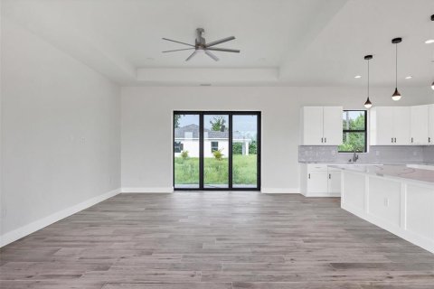 Villa ou maison à vendre à Rotonda, Floride: 3 chambres, 156.91 m2 № 734932 - photo 13