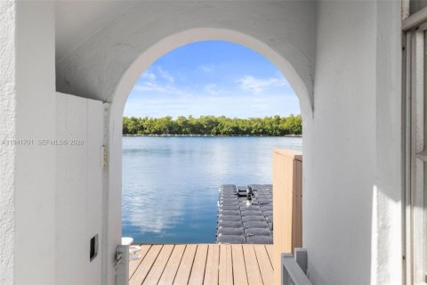 Купить кондоминиум в Холливуд, Флорида 1 спальня, 40.04м2, № 2088719 - фото 26