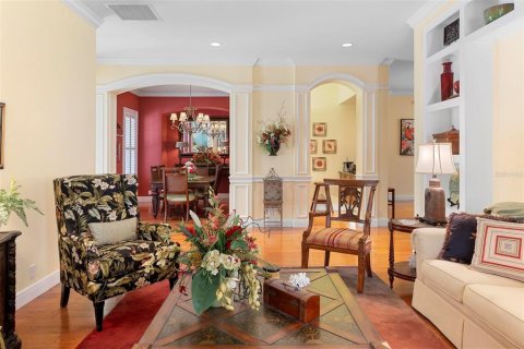 House in DeLand, Florida 4 bedrooms, 283.17 sq.m. № 1581084 - photo 8