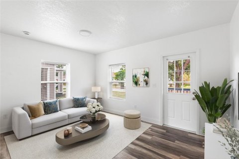 Villa ou maison à louer à Mulberry, Floride: 2 chambres, 77.29 m2 № 2117348 - photo 2