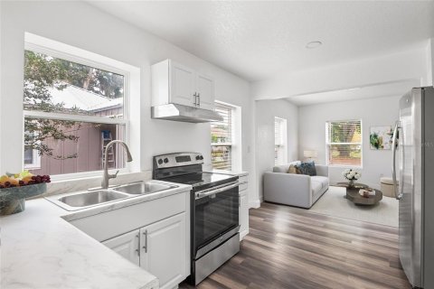 Villa ou maison à louer à Mulberry, Floride: 2 chambres, 77.29 m2 № 2117348 - photo 6