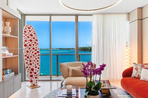 Condo à Bay Harbor Islands, Floride, 3 chambres  № 2016869