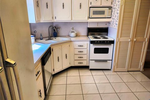 Condominio en venta en Seminole, Florida, 2 dormitorios, 118.64 m2 № 1518640 - foto 8