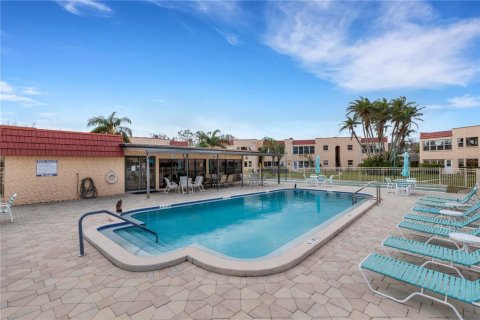 Condominio en venta en Seminole, Florida, 2 dormitorios, 118.64 m2 № 1518640 - foto 23