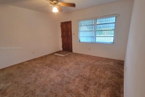 Casa en venta en Hollywood, Florida, 2 dormitorios № 2018832 - foto 6